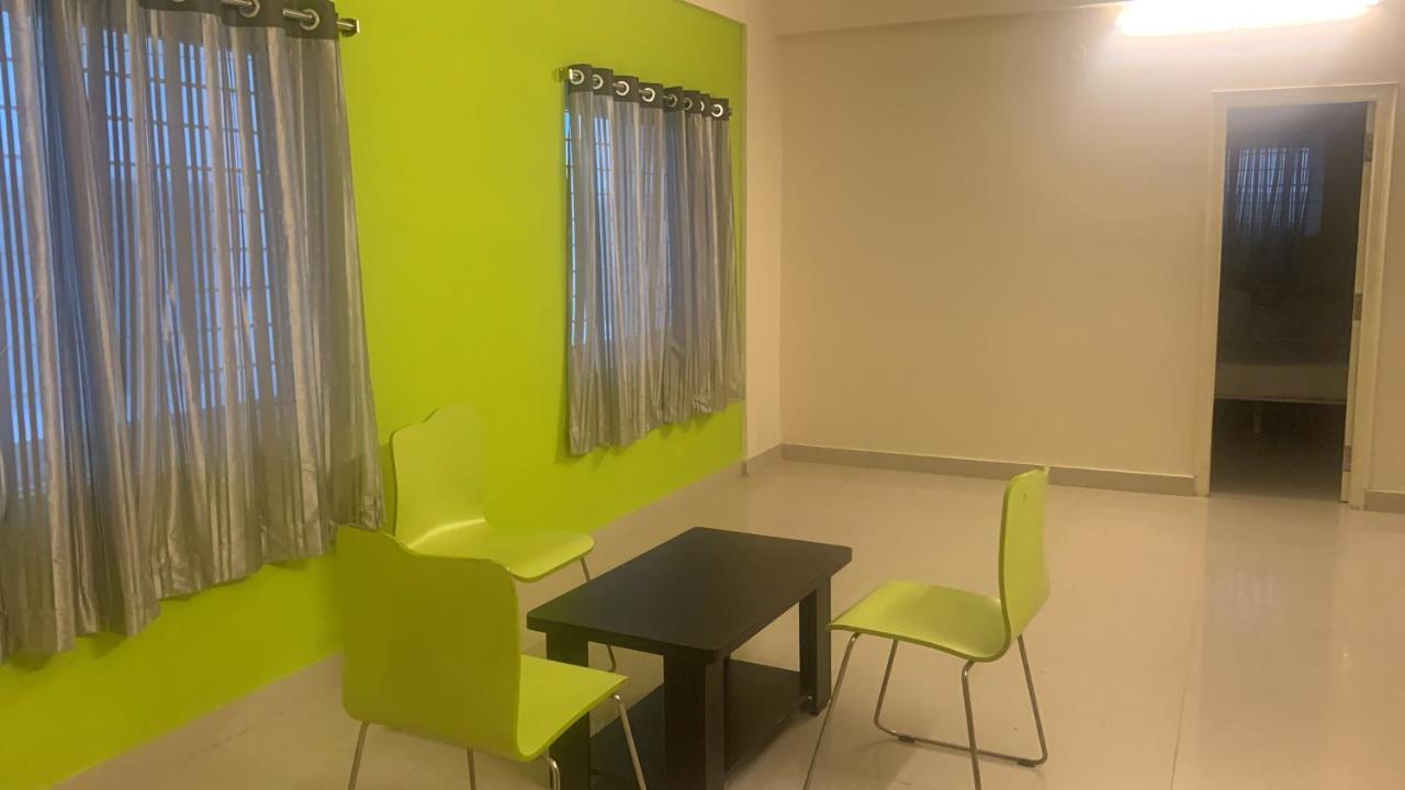 Homewood Suites Hyderabad Exterior foto